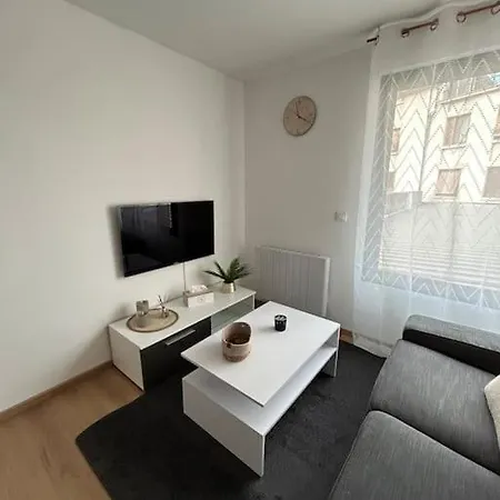 Neuf équipé Appartamento *