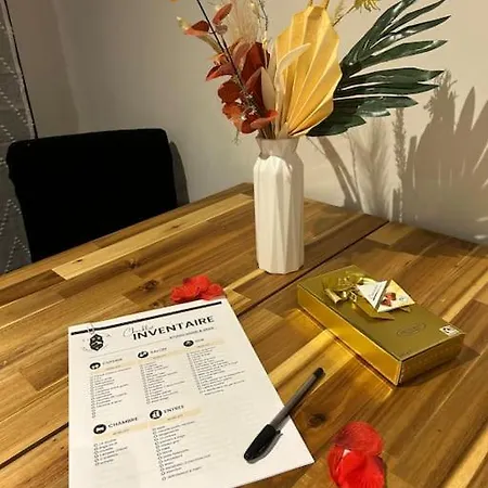 Neuf Equipe Apartmán