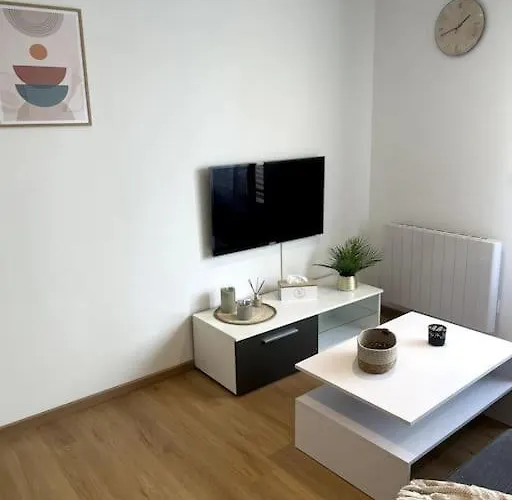 Apartment Neuf Equipe