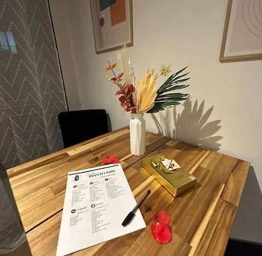 Neuf Equipe Apartment